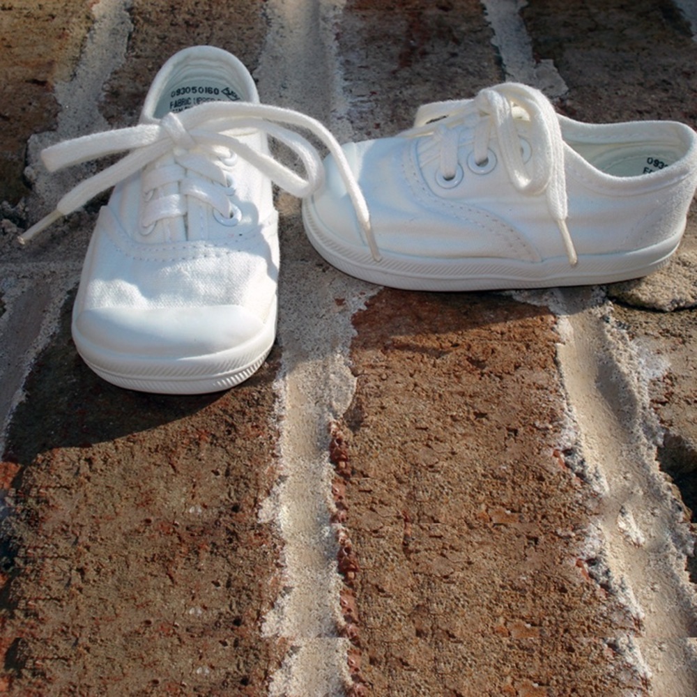 Honors Sneakers - Size 2